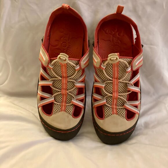 Great Condition, JBU JAMBU, SZ 7, Orange & Cream Water Shoes - Picture 6 of 7